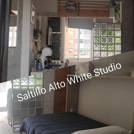 Saltillo Alto White Studio Torremolinos Esterno foto